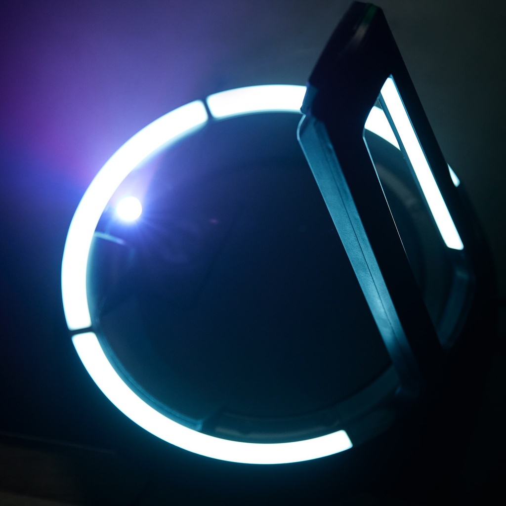 Gravity GS LS A 01 B Glow Stand