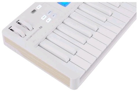 Arturia KeyLab Essential 61 MK3 Alpine White