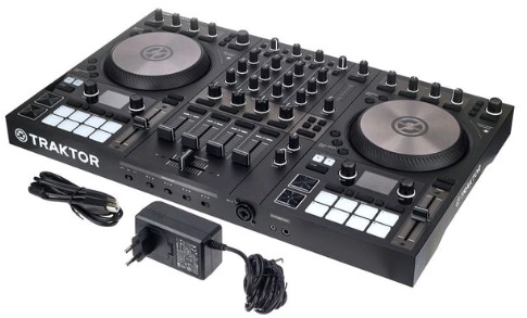 Native Instruments TRAKTOR KONTROL S4 MKIII