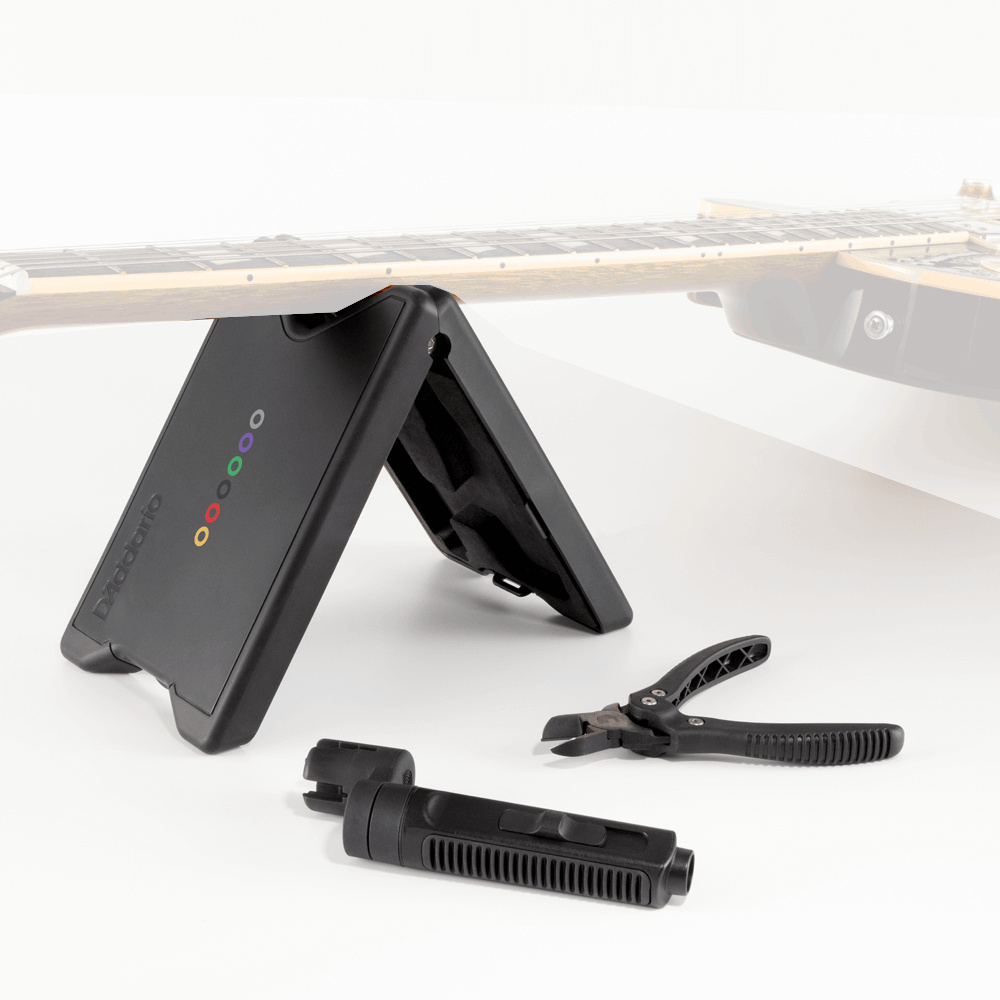 Daddario Tour Grade String Changing Kit