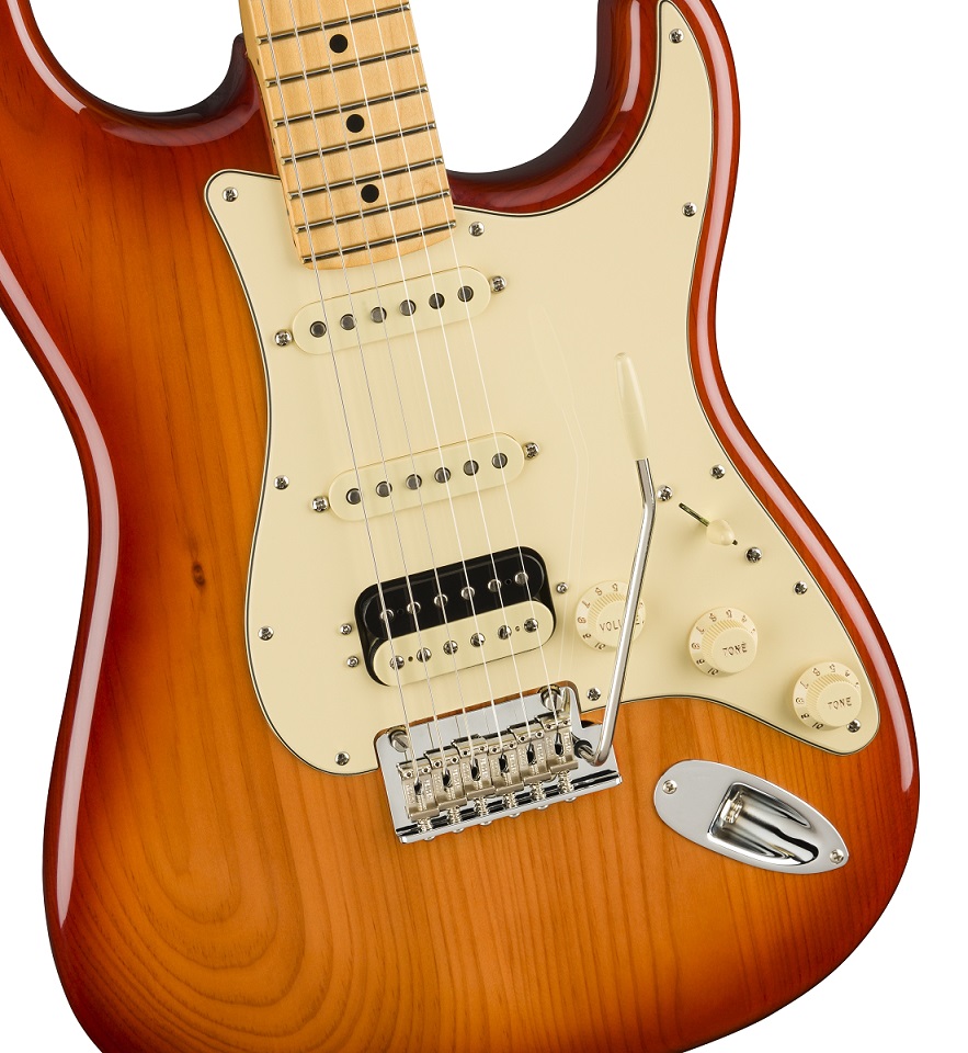 [A/002586] Fender AM Pro II Strat HSS MN SSB Image 