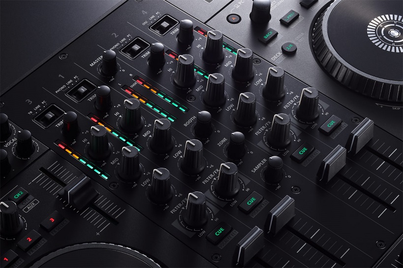 [A/005666] Roland DJ-707M DJ Controller Image 