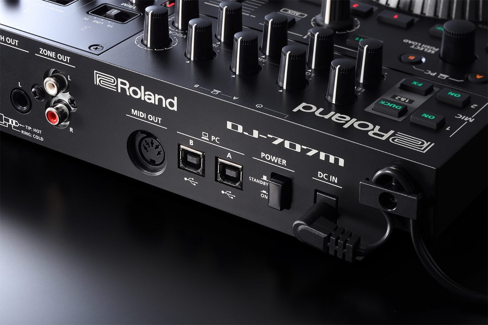 [A/005666] Roland DJ-707M DJ Controller Image 