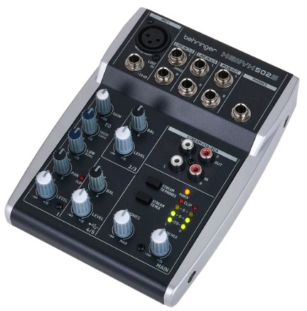 Behringer Xenyx 502S